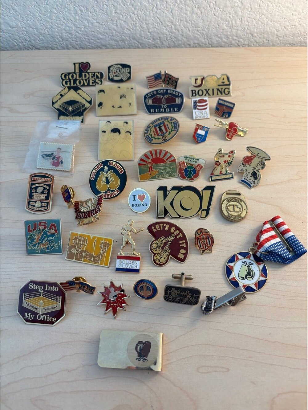 Vintage Boxing Memorabilia Pins